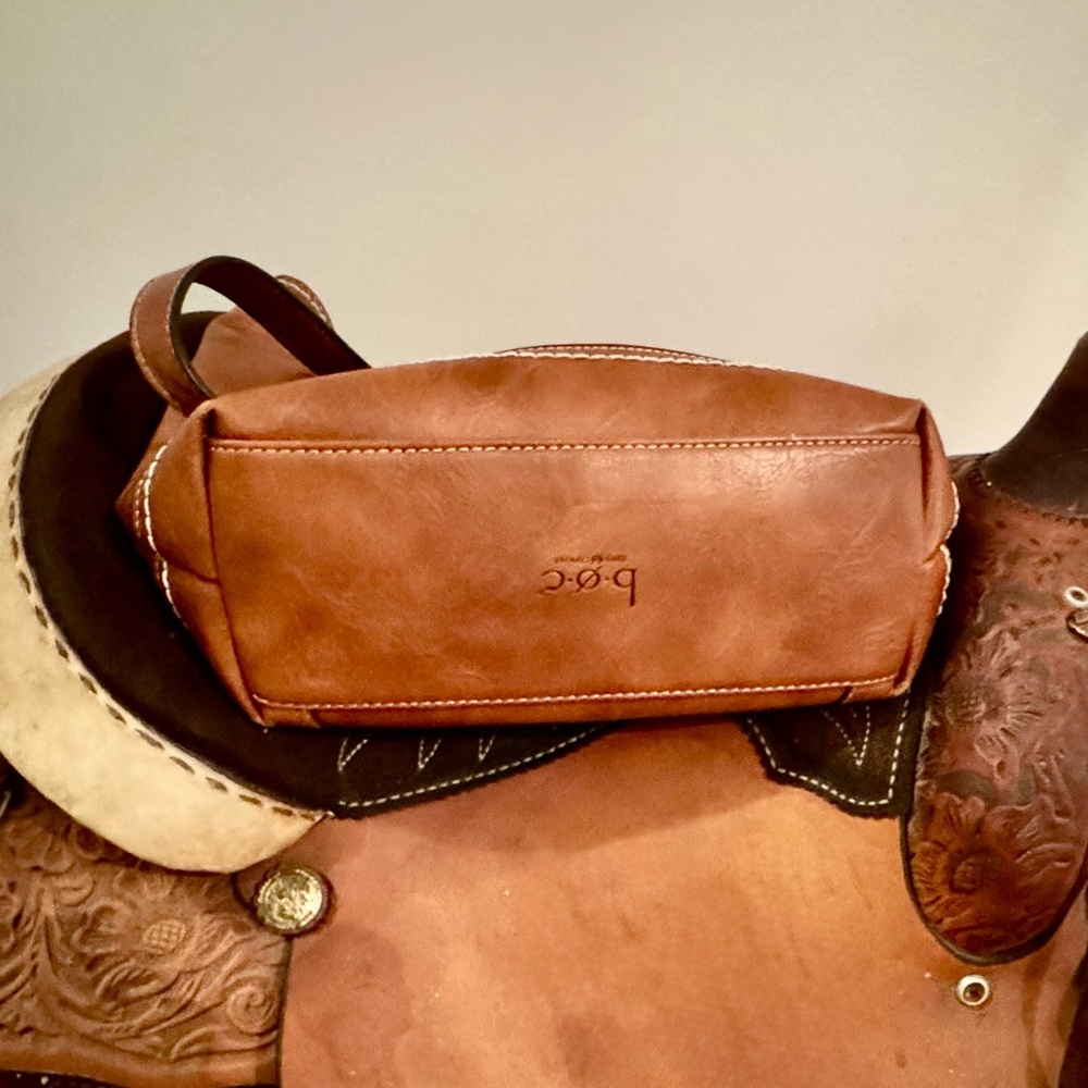 B.O.C. Brown Vegan Leather Tote Bag 
Everyday Carry EUC/Width 16/L 21 - Picture 5 of 7